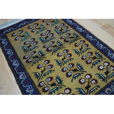画像2: オールド絨毯　セルチュクモデル　コンヤの上質なウールで織られています　100×95cm
