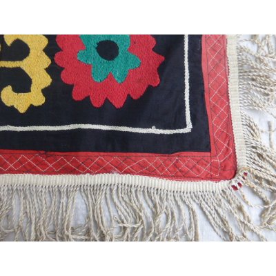 画像4: ヴィンテージ　ウズベキスタンのスザーニ　シルク手刺繍　53×53cm　