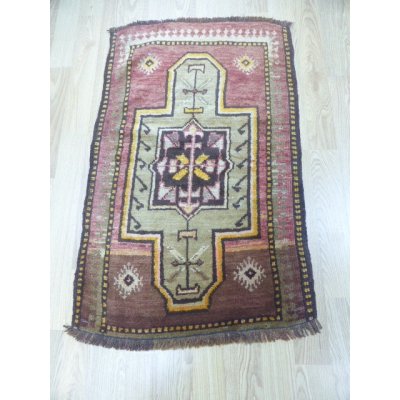 画像3: オールド絨毯　カルスの落ち着いた色遣いの織り物　115×72cm　