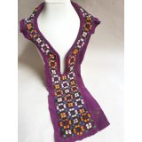 ヴィンテージ　トルクメニスタンの刺繍の襟飾り　手刺繍　全体の長さ46cm、直線部分の幅8cm