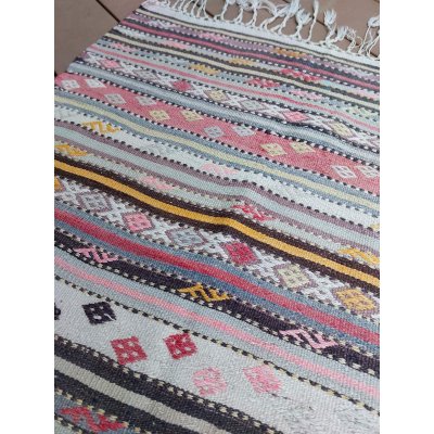 画像4: 《日本国内から発送》オールドキリム　パステルカラーの可愛いジジム　約127×100cm