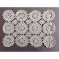 ヴィンテージレース　かぎ針で作られたコットン素材のレース編み　約27×19cm　