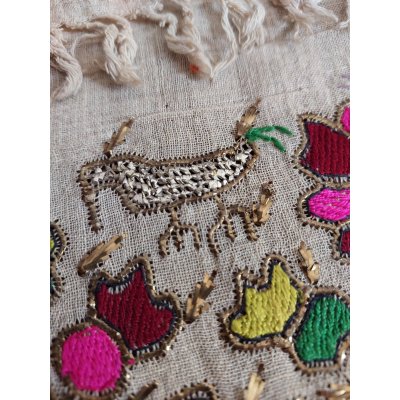画像4: コレクション　ヤールック　オスマンル刺繍　手織り布にシルクと金属リボン刺繍　裏表なしのテクニック　ゲミリックのクムラ　110×50cm