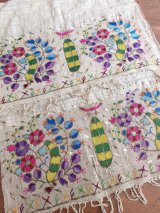コレクション　ヤールック　オスマンル刺繍　手織り布にシルクと金属リボン刺繍　裏表なしのテクニック　ゲミリックのクムラ　100×50cm