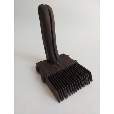画像1: 古道具　絨毯、キリム織り用キルキット（目を詰める道具）高さ約12cm、刃の幅約7.5cm
