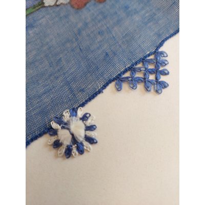 画像2: ヴィンテージ　エラズー　伝統のイーネオヤ　シルク製　状態の良い未使用品　2辺のオヤ　花付きの扇　リボン付きお皿