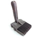 【最後の1点】古道具　絨毯、キリム織り用キルキット（目を詰める道具）高さ約13cm、刃の幅約8cm