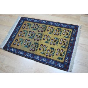 画像: オールド絨毯　セルチュクモデル　コンヤの上質なウールで織られています　100×95cm