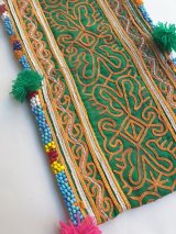 画像: アフガニスタン〜パキスタン刺繍＆ビーズのポーチ　最大長29cm×幅15cm