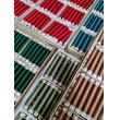 画像2: 20世紀半ばに製造されたヴィンテージのシルク糸26色144本セット　オリジナルの箱と共に　数量限定 (2)