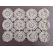 画像1: ヴィンテージレース　かぎ針で作られたコットン素材のレース編み　約27×19cm　 (1)