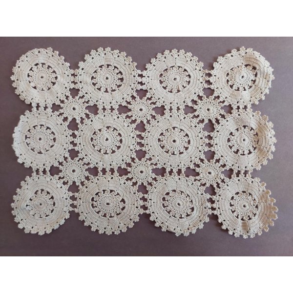 画像1: ヴィンテージレース　かぎ針で作られたコットン素材のレース編み　約27×19cm　 (1)