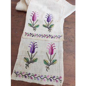 画像: コレクション　ウチュクル　オスマンル刺繍　シルクと金属糸刺繍　裏表なしのテクニック　ゲミリックのクムラ　ラーレ　196×21cm