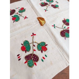 画像: 花嫁の持参品　チェブレ　金属糸とコットン糸の手刺繍　ブルサ　34×34cm