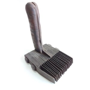 画像: 【最後の1点】古道具　絨毯、キリム織り用キルキット（目を詰める道具）高さ約13cm、刃の幅約8cm